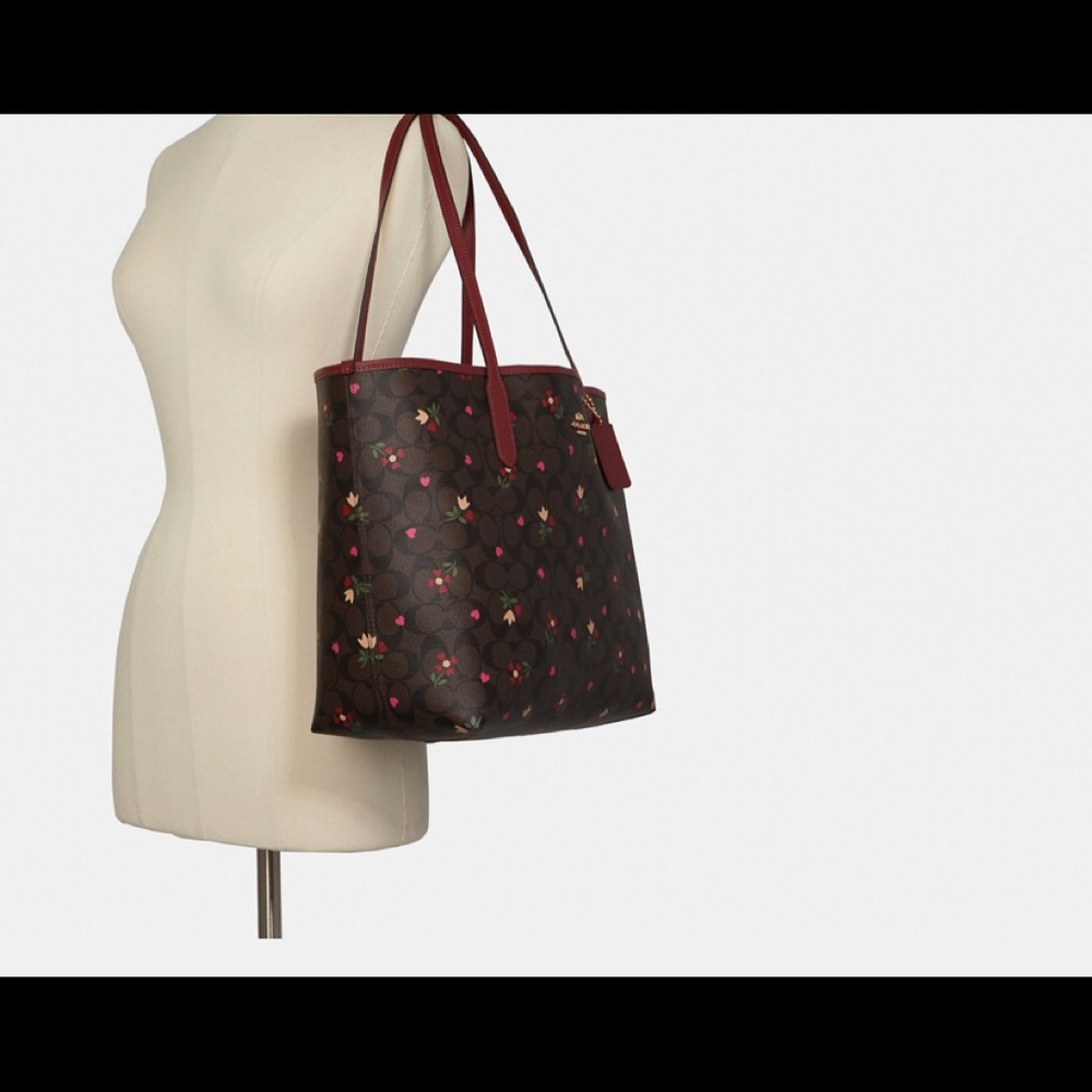Coach Tote NWT